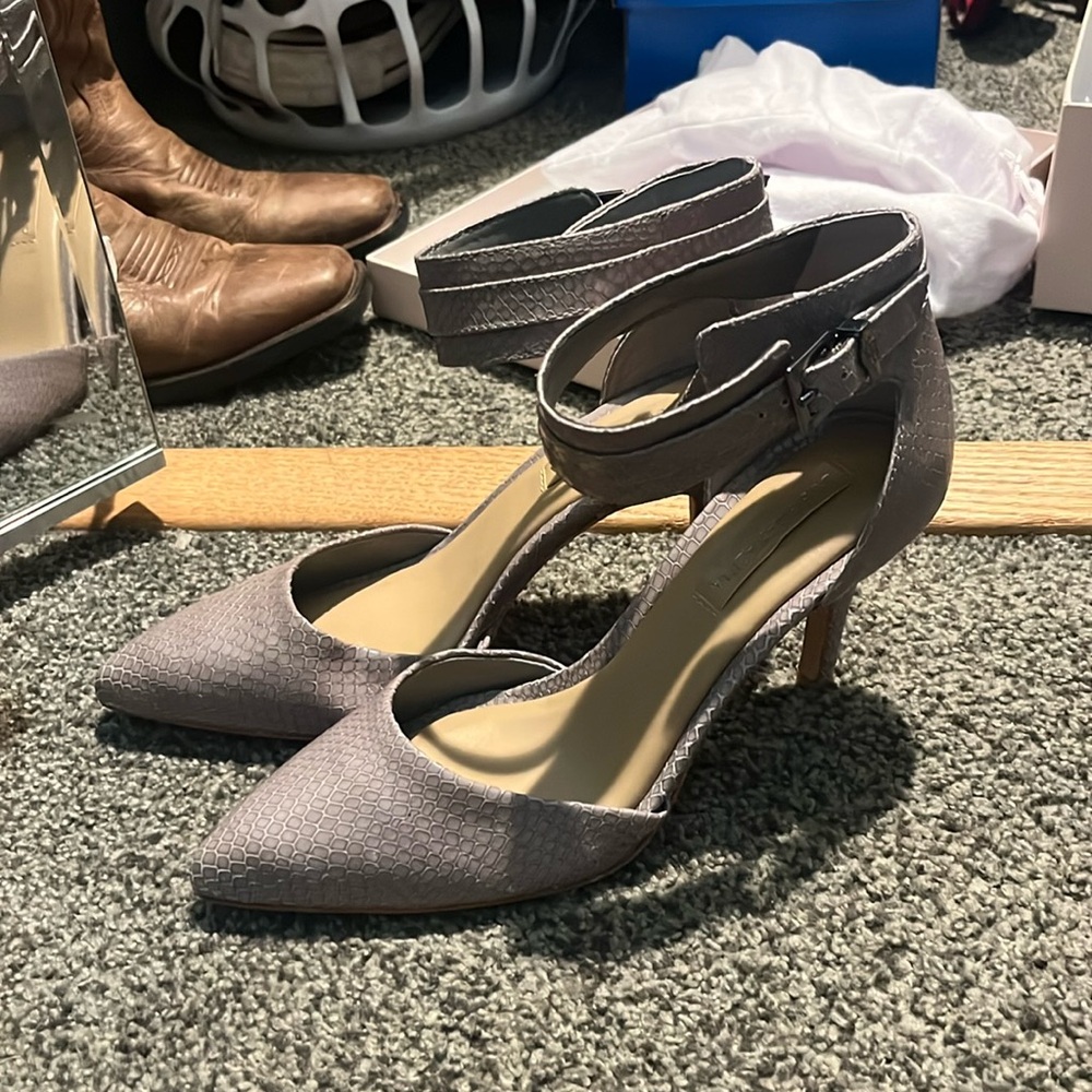 BCBGMAXAZRIA Heels